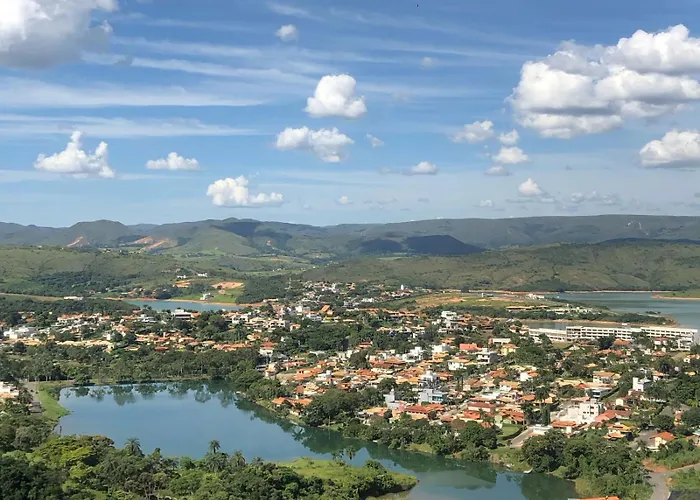 Casa No Mirante De Escarpas