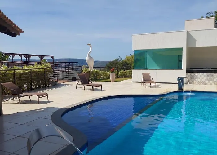 Casa No Mirante De Escarpas